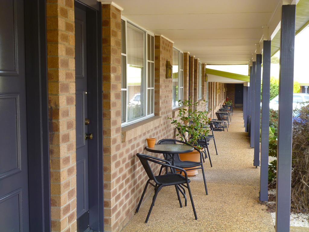 Highlands Motor Inn Oberon Room photo