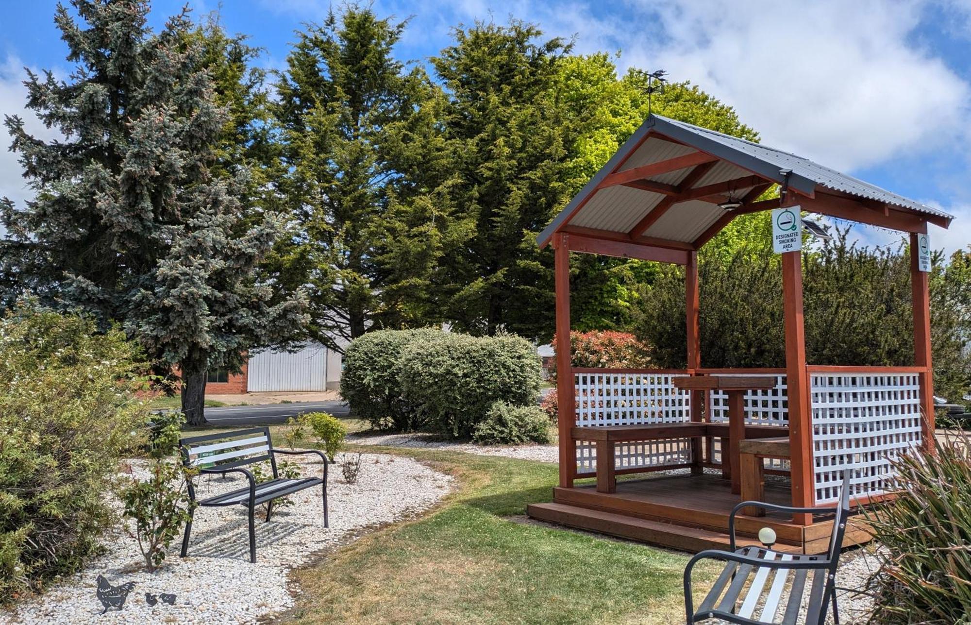 Highlands Motor Inn Oberon Exterior photo